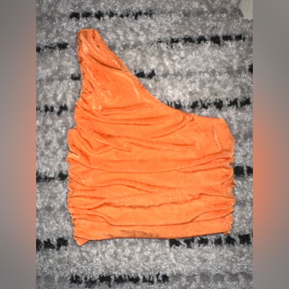 Ruched One-Shoulder Cropped Tank Top